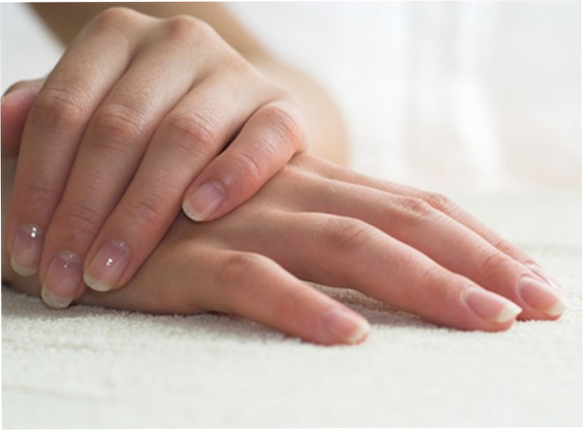 Уход за ногтями: отбеливание и укрепление ногтей дома