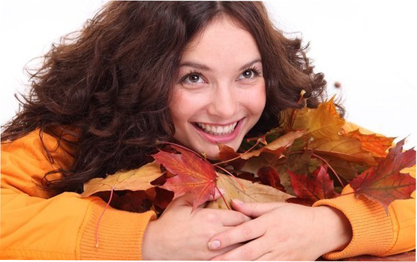 Осенний цветотип внешности: Женщина Осень