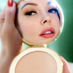 Как недостатки превратить в достоинства: правильный макияж лица